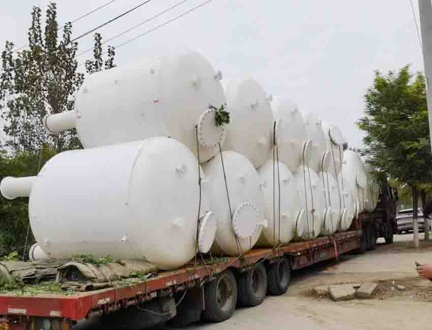 儲罐發（fā）貨現場